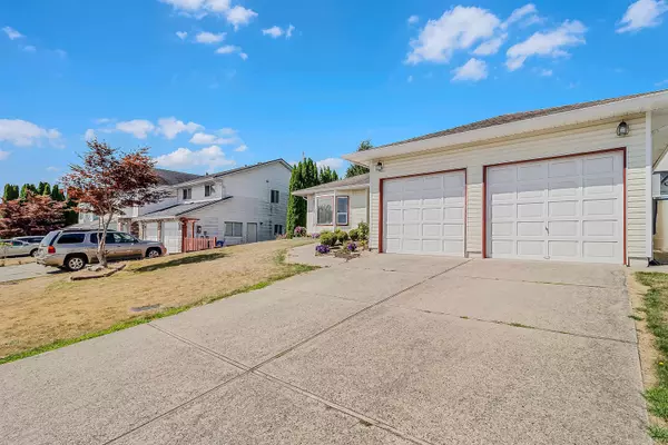 Abbotsford, BC V2T 5J3,3099 Curlew DR