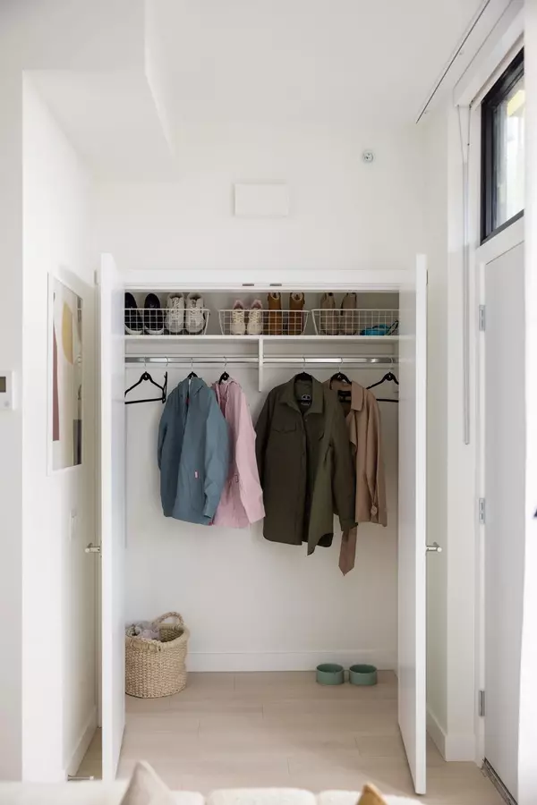 626 Claremont ST #104 Coquitlam, BC V3J 3T4