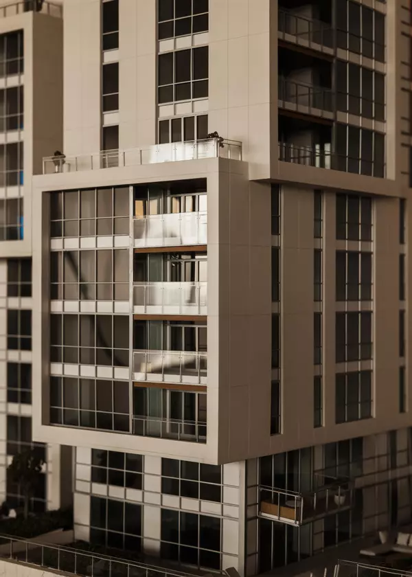 Vancouver, BC V6G 1B3,1818 Alberni ST #801