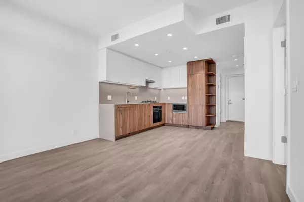 Coquitlam, BC V3J 0R5,505 Nelson ST #1605