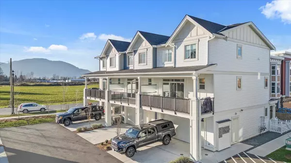 Chilliwack, BC V2R 6K7,44405 Freshwater DR #8