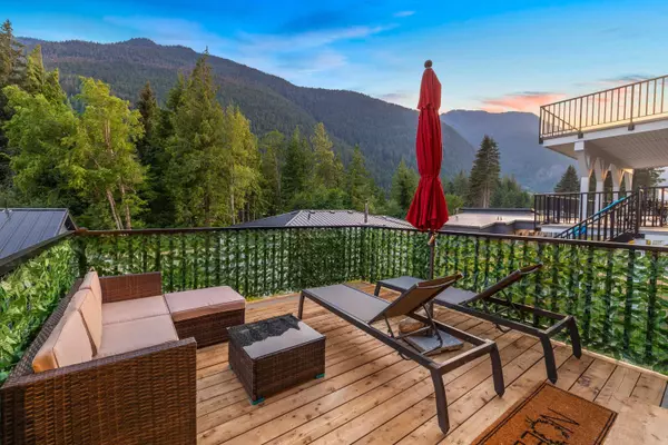 Hope, BC V0X 1L5,71399 Grove BLVD #HG171