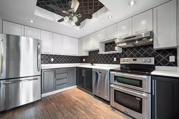 Burnaby, BC V5H 4K9,4350 Beresford ST #1903