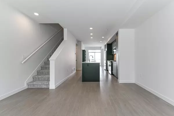 Abbotsford, BC V2S 0N7,2886 Montrose AVE #31