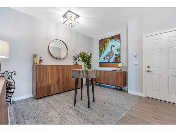 Langley, BC V2Y 0Z9,20826 72 AVE #501