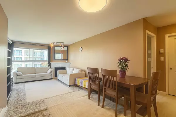 5880 Dover CRES #412, Richmond, BC V7C 5P5