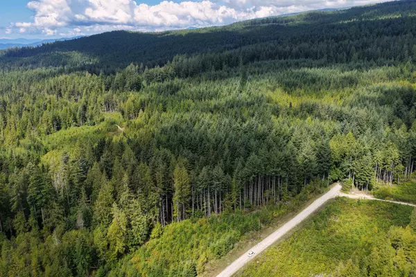 Roberts Creek, BC V0N 2W1,BLOCK 4 Lockyer RD