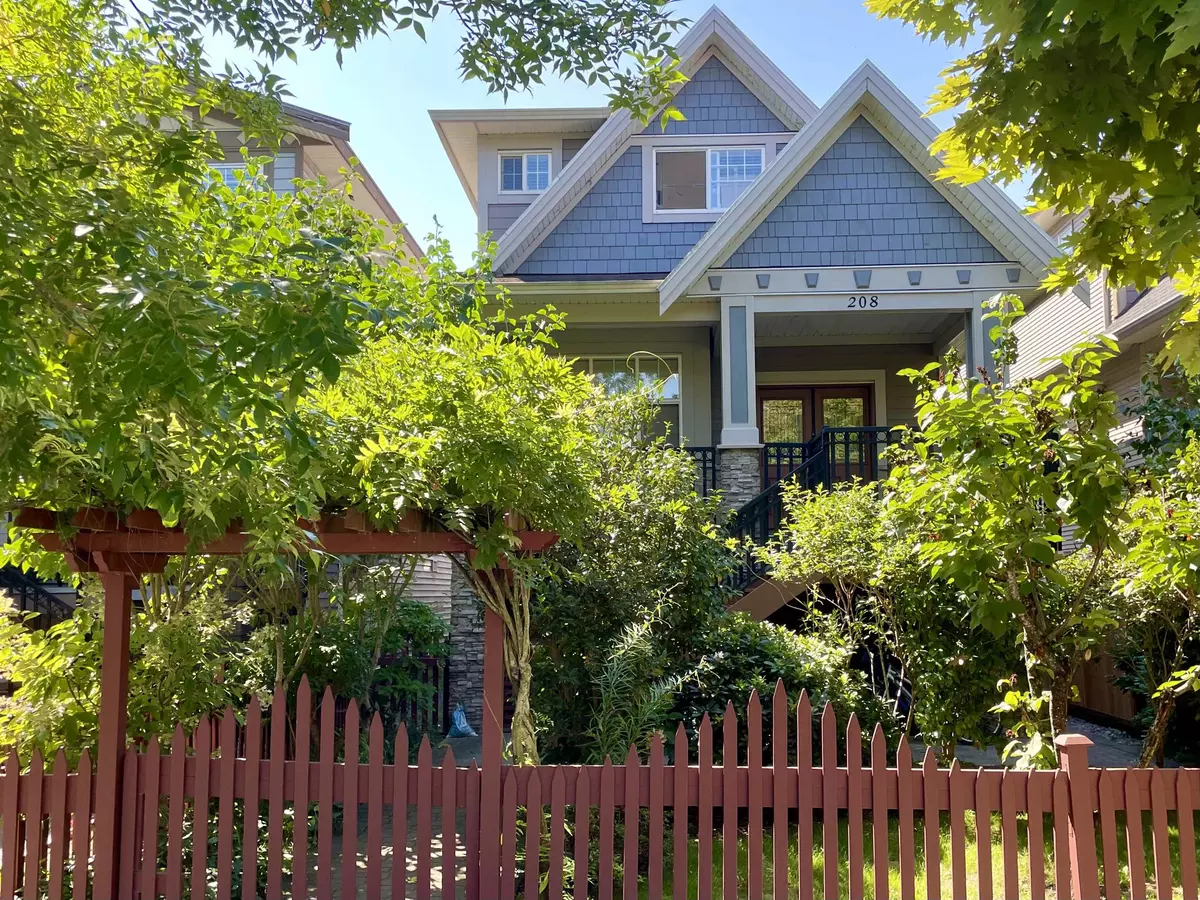 New Westminster, BC V3M 5N5,208 Hume ST