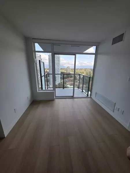 13725 George Junction #2408, Surrey, BC V3T 0V7