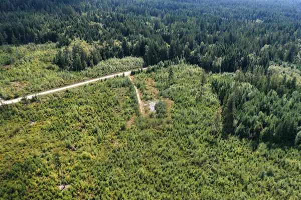 Block B Lockyer Road Roberts Creek, BC V0N 2W1