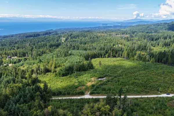 Block B Lockyer Road Roberts Creek, BC V0N 2W1