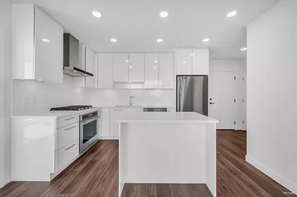 Coquitlam, BC V3J 0S7,518 Clarke RD #4203
