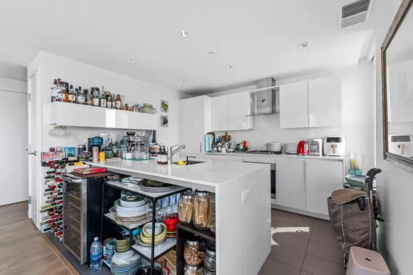 Richmond, BC V7C 0A7,5177 Brighouse WAY #901