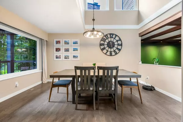 North Vancouver, BC V7R 4S1,5655 White Pine LN