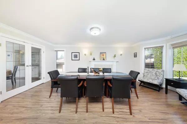 Coquitlam, BC V3E 2M7,2562 Fuchsia PL