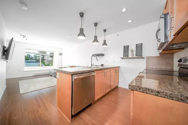 5000 Imperial ST #306, Burnaby, BC V5J 1C8