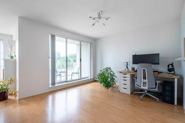 Coquitlam, BC V3B 7L2,1180 Pinetree WAY #603