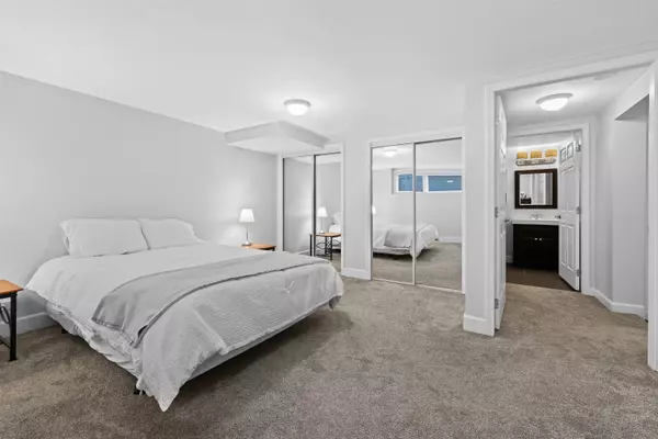 West Vancouver, BC V7S 1C7,385 Stevens DR