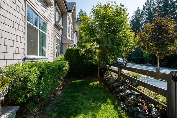 Coquitlam, BC V3B 2W7,3529 Baycrest AVE #108