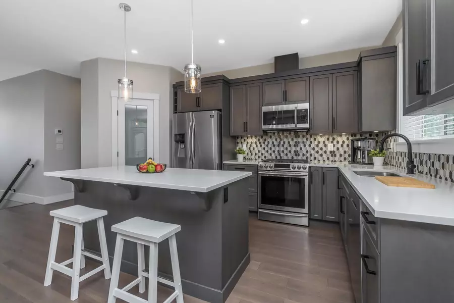 51104 Zander PL, Chilliwack, BC V4Z 0C1