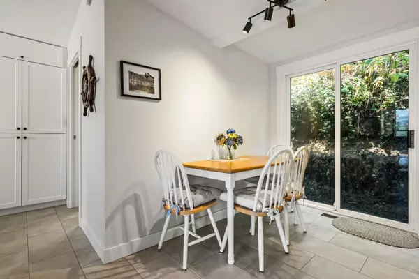 312 Munroe AVE Cultus Lake, BC V2R 5A2