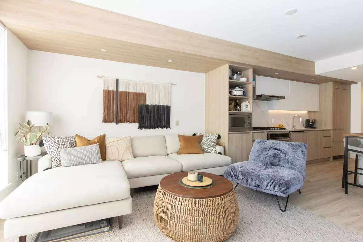 Squamish, BC V8B 0J8,38362 Buckley AVE #617