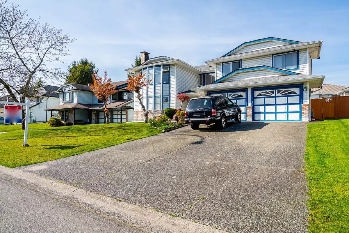 Surrey, BC V3V 7T1,14317 89a AVE
