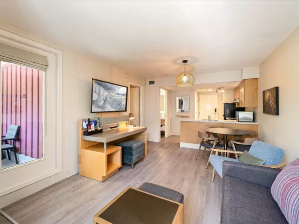 Whistler, BC V8E 1A9,4308 Main ST #1339/41