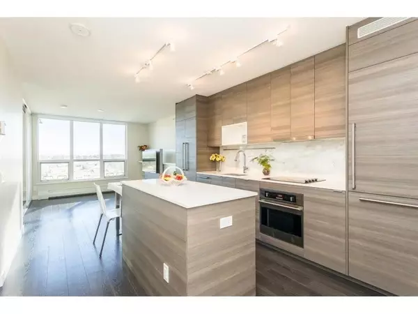 Surrey, BC V3T 1V6,13398 104 AVE #2009