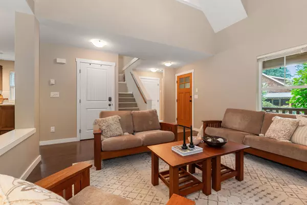 1767 Tree House TRL Lindell Beach, BC V2R 0E1