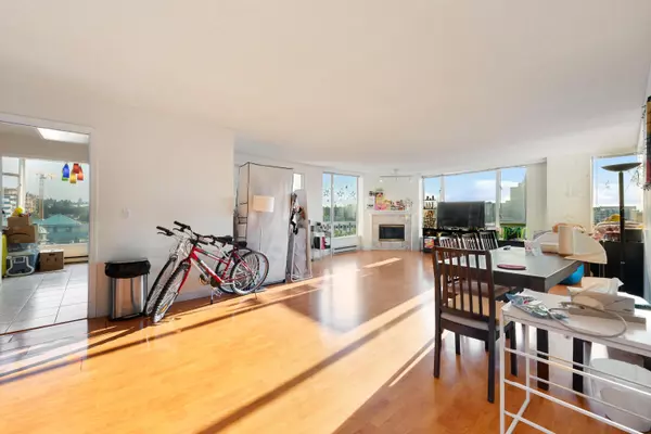 Vancouver, BC V5Z 4L2,2628 Ash ST #1301