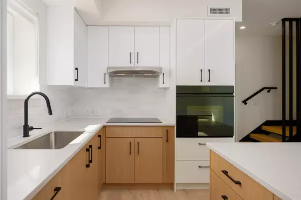 610 E 3rd ST #TH6 North Vancouver, BC V7L 1G7