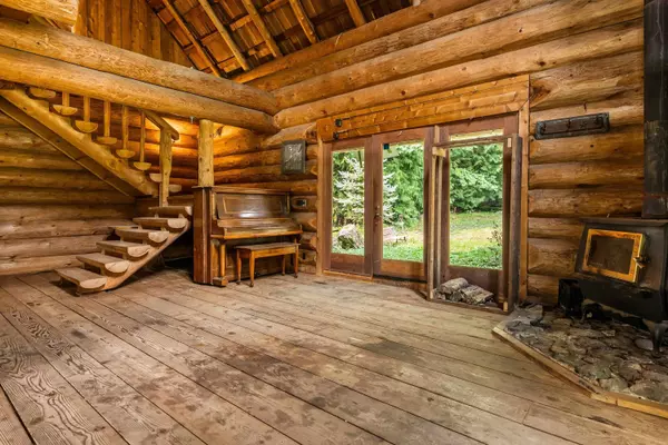 Chilliwack, BC V4Z 1B3,55270 Chilliwack Bench Fsr RD