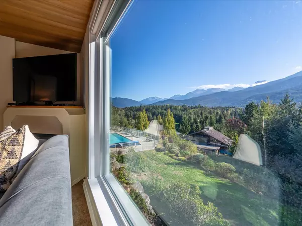 Whistler, BC V8E 0B8,3217 Blueberry DR #213