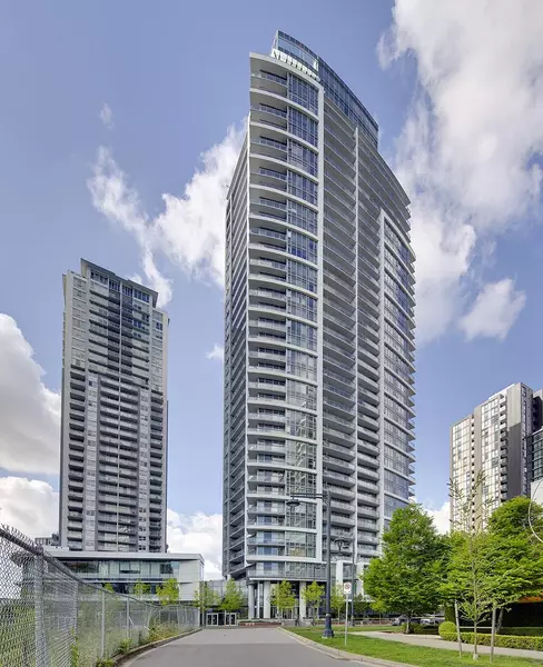 13308 Central AVE #1809, Surrey, BC V3T 0M4