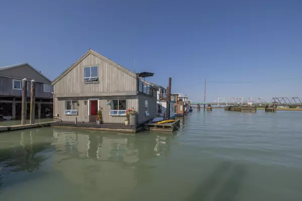 Delta, BC V4K 0A4,3350 Westham Island RD #12