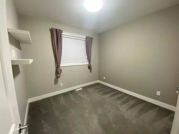 Chilliwack, BC V2P 4B8,9857 Corbould ST #UPPER