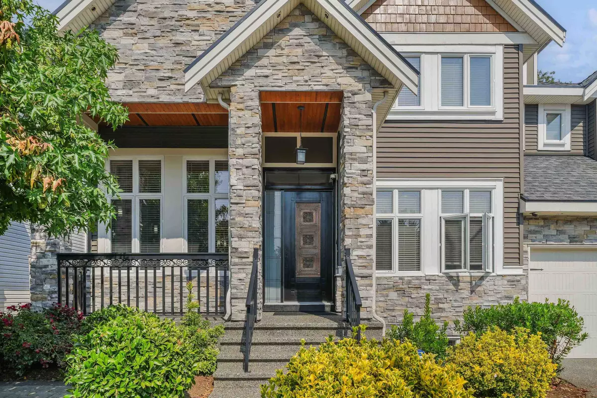Surrey, BC V4N 3A9,15913 92 AVE