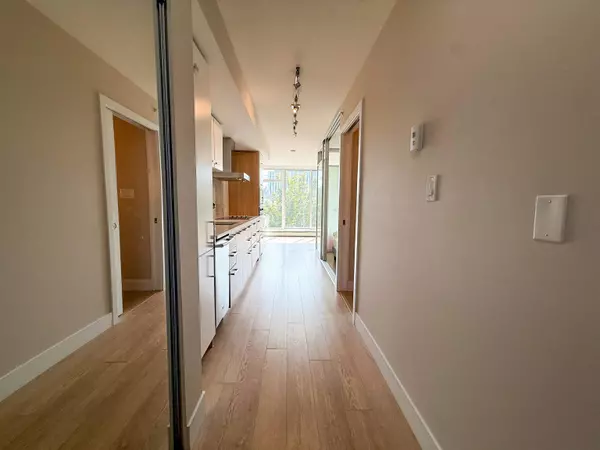 Vancouver, BC V5Y 0K1,1783 Manitoba ST #305