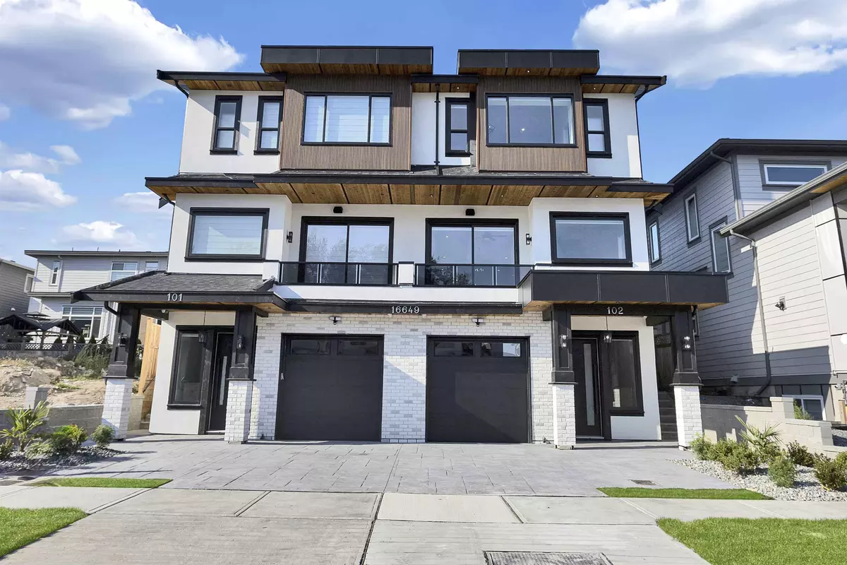 Surrey, BC V3Z 1A2,16649 18a AVE #102