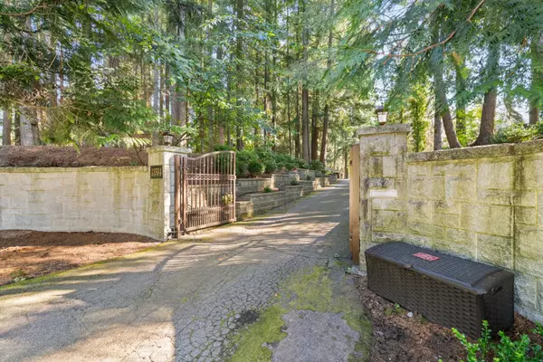 Surrey, BC V4A 1Z6,13514 20 AVE