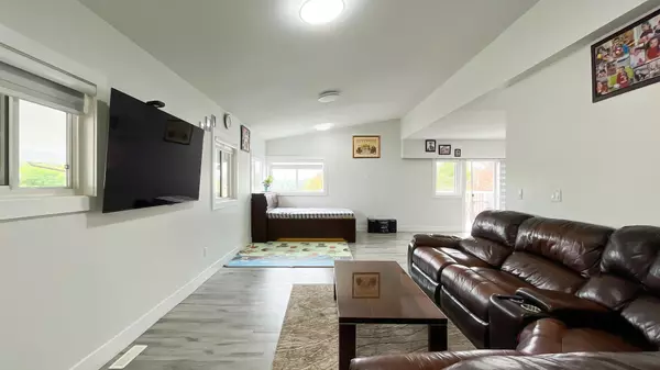 Surrey, BC V3W 2X2,14171 77a AVE