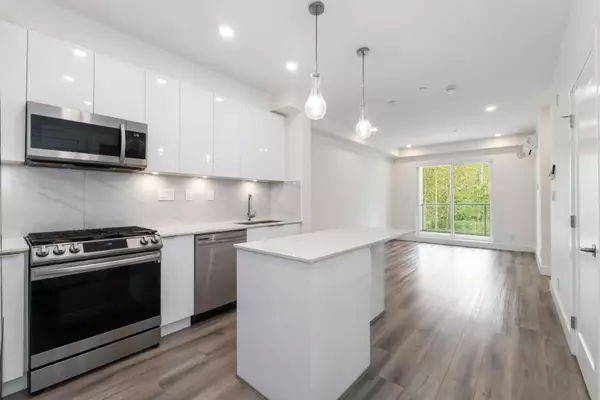 Langley, BC V2Y 4K1,8447 202 ST #A307