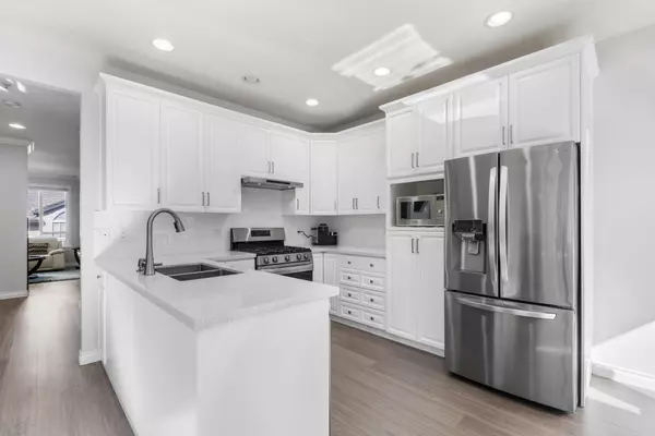 Port Coquitlam, BC V3C 6M7,678 Citadel DR #73