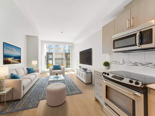 Vancouver, BC V5K 0C5,388 Kootenay ST #516