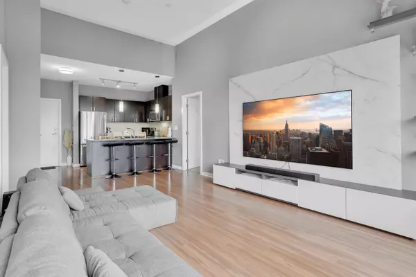 Delta, BC V4C 0C1,7511 120 ST #422