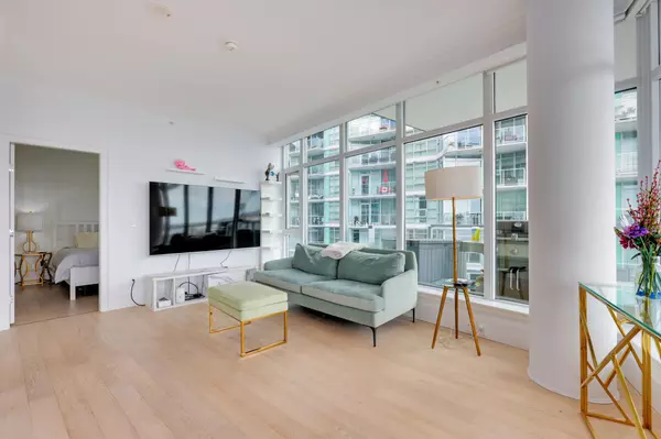 North Vancouver, BC V7L 0G2,185 Victory Ship WAY #501