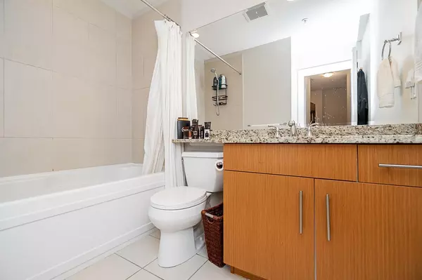 16469 64 AVE #204 Surrey, BC V3S 6V7