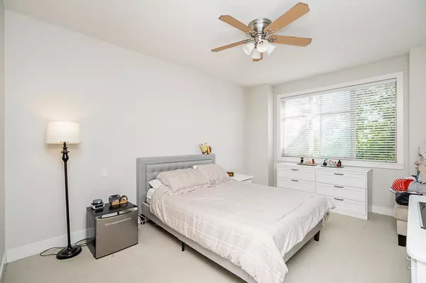 16469 64 AVE #204 Surrey, BC V3S 6V7