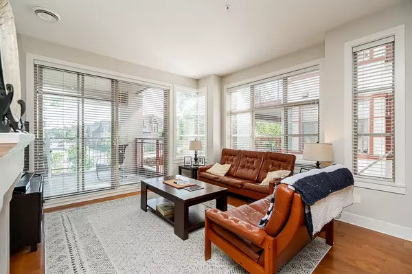16469 64 AVE #204, Surrey, BC V3S 6V7